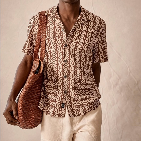 🔥🔥NWT Todd Snyder Geometric Dobby Short Sleeve Camp Collar Shirt in Brown - Picture 2 of 15